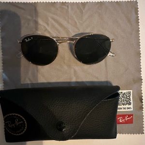 Ray Ban “round metal” polarized sunglasses (box included)